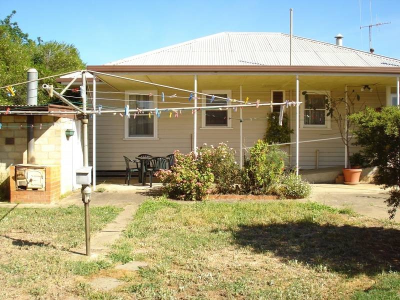 258 GLADSTONE STREET, Maryborough VIC 3465