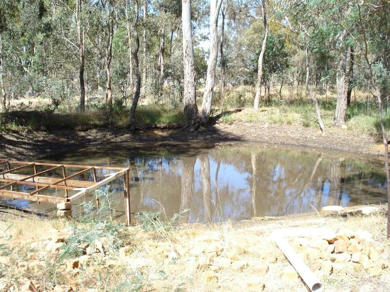 - PERRY ROAD, Redbank VIC 3478