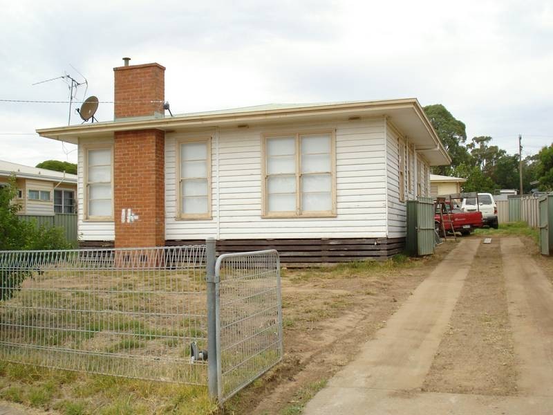 14 Porter Avenue, Maryborough VIC 3465