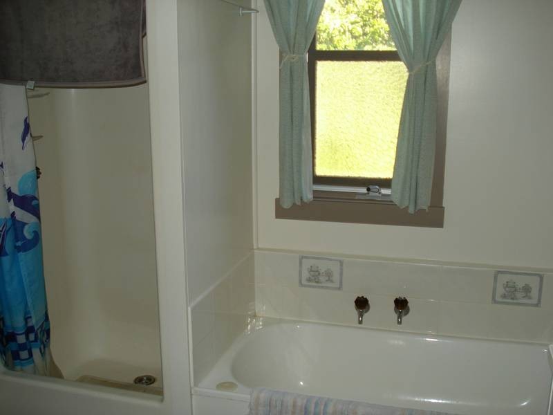 19 HILTON STREET, Maryborough VIC 3465