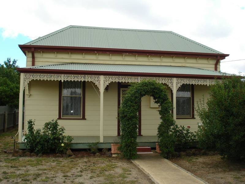 98 BURNS STREET, Maryborough VIC 3465