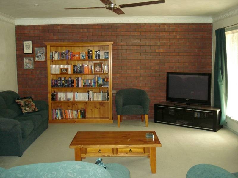 35 BUCKNALL STREET, Carisbrook VIC 3464