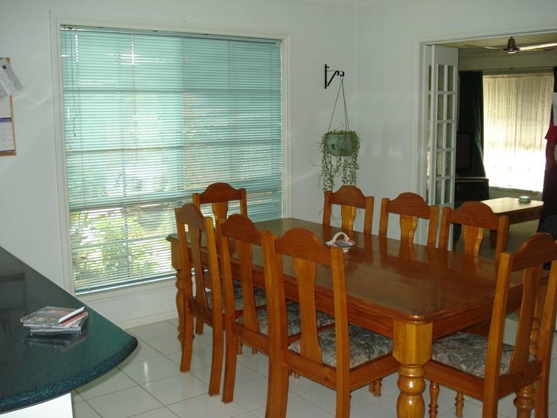 35 BUCKNALL STREET, Carisbrook VIC 3464