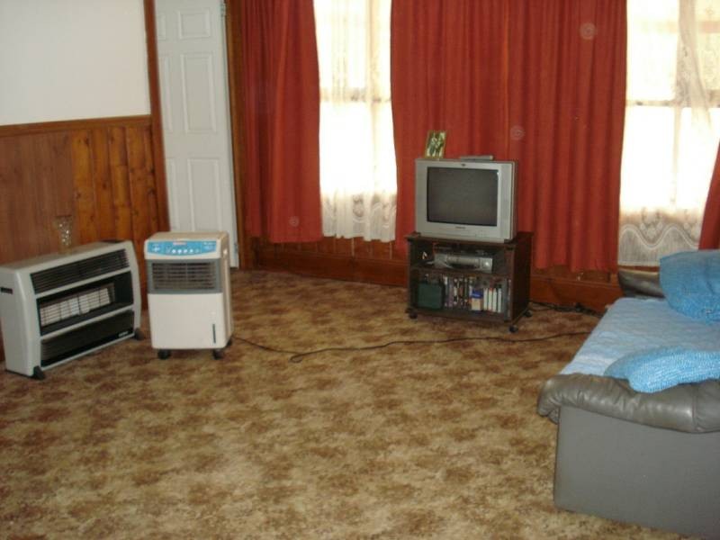 13 PIMMS ROAD, Redbank VIC 3478