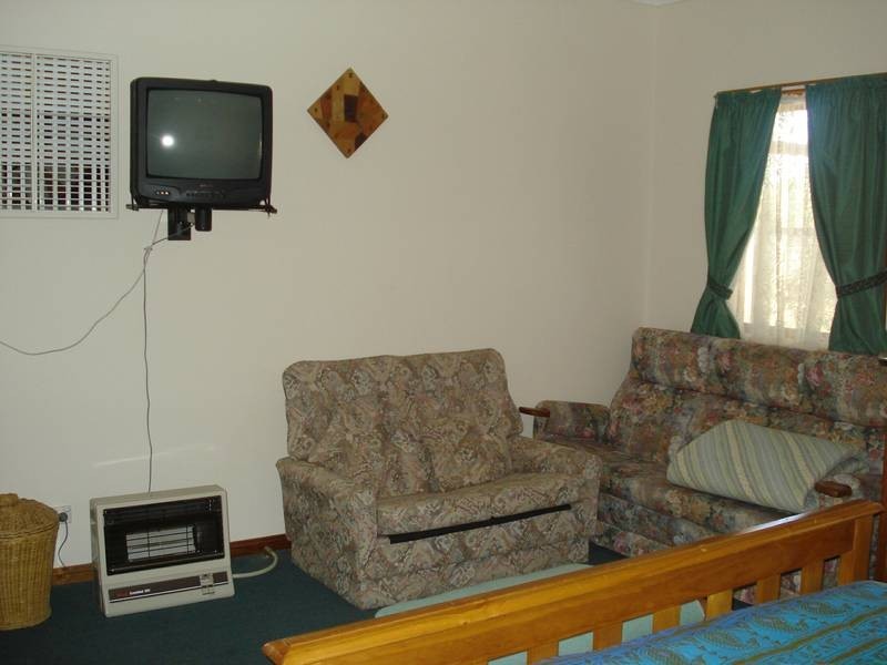 237 High Street, Avoca VIC 3467