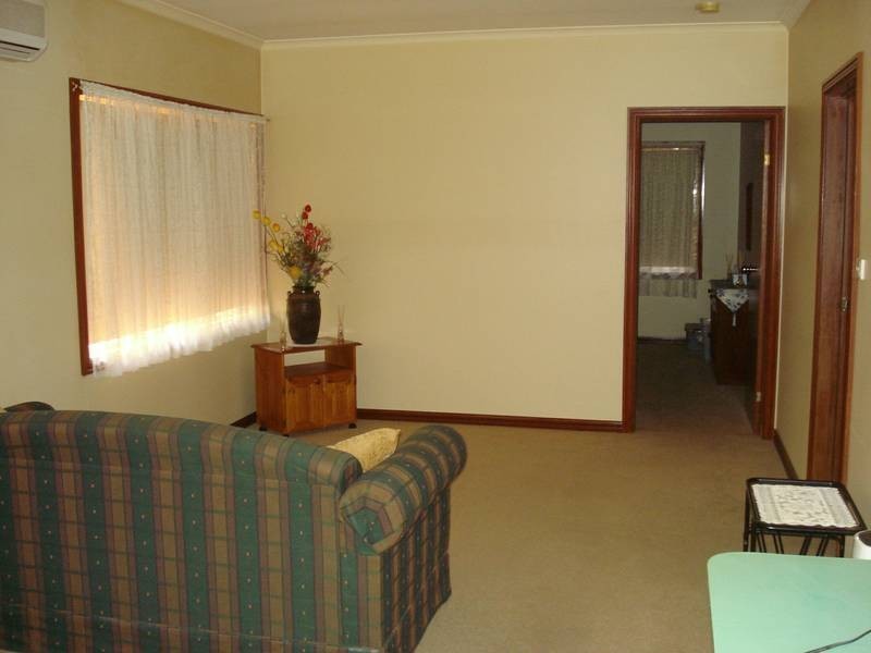 35 DUNDAS ROAD, Maryborough VIC 3465