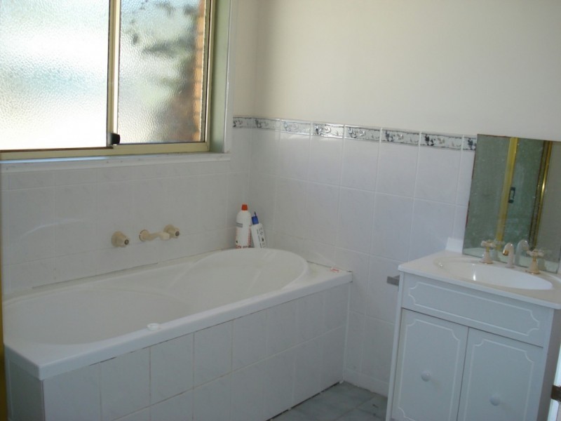 90 MOLIAGUL DRIVE, Moliagul VIC 3472