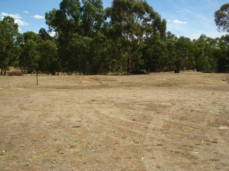 6 BETLEY ROAD, Dunolly VIC 3472
