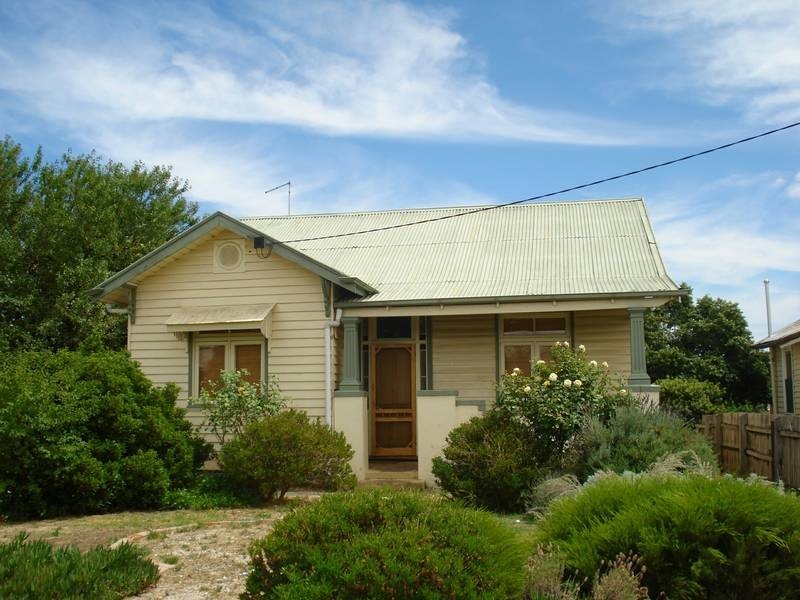 39 Napier Street, Maryborough VIC 3465