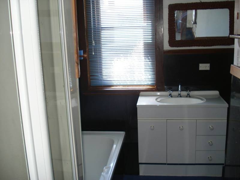 2 TAYLOR STREET, Maryborough VIC 3465