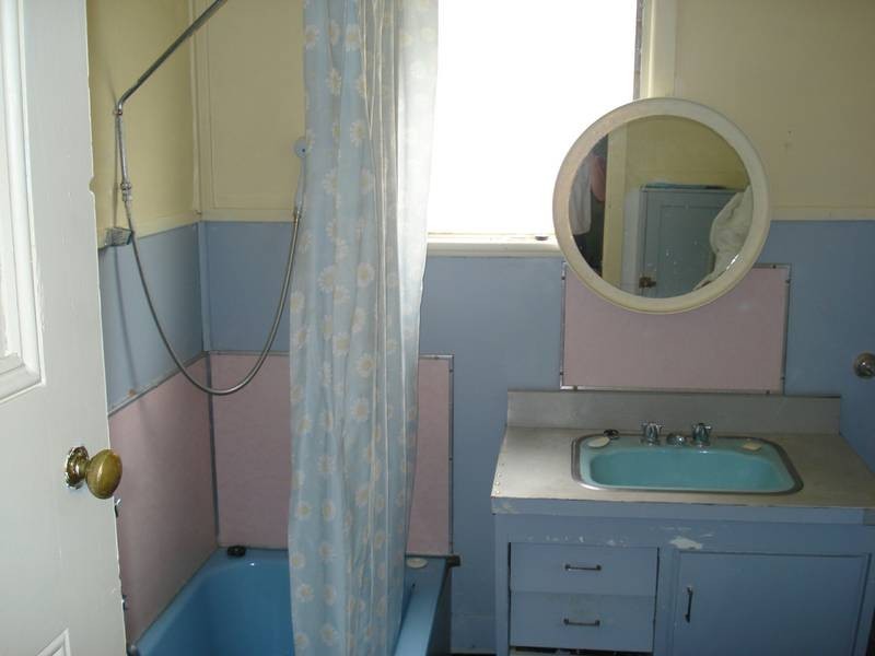 77 BURKE STREET, Maryborough VIC 3465