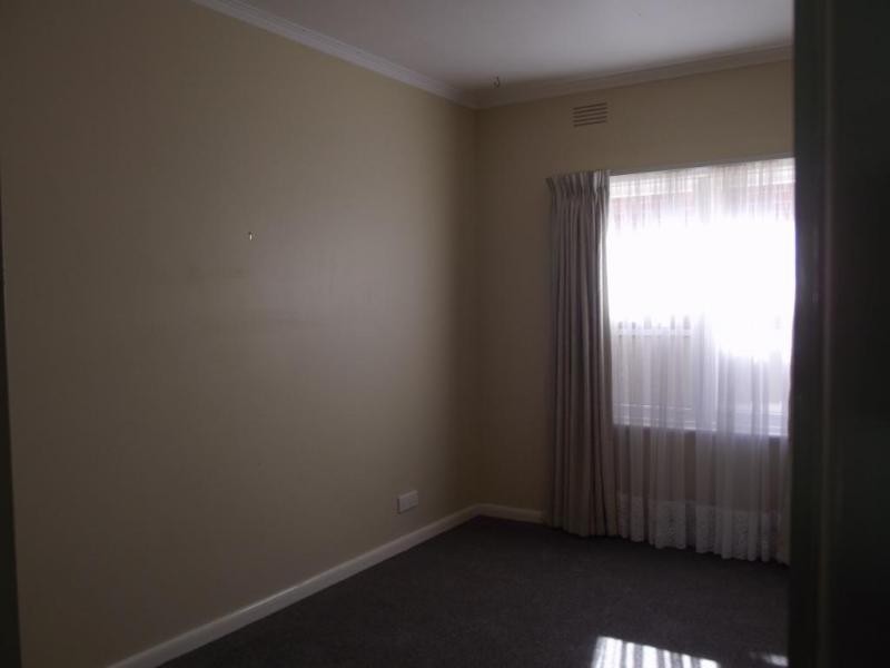 12 Barr Street, Maryborough VIC 3465