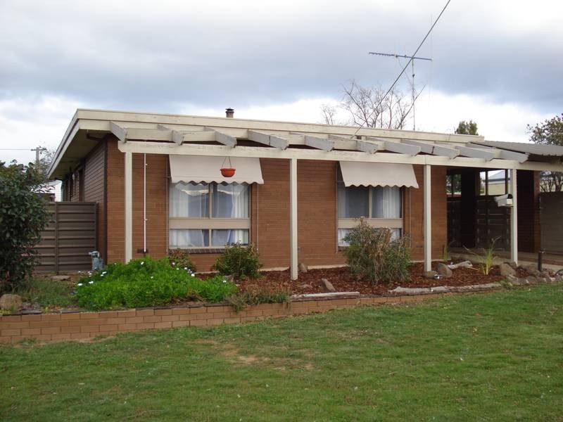 14 BURNS STREET, Maryborough VIC 3465