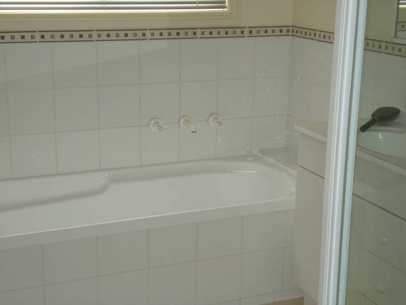 34 HOMEBUSH ROAD, Avoca VIC 3467