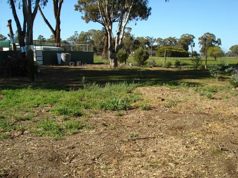 16 SCHOOL ROAD, Maryborough VIC 3465