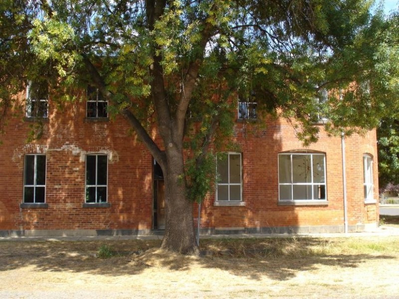 7 BUCKNALL STREET, CARISBROOK, Maryborough VIC 3465