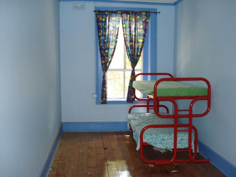 7 BUCKNALL STREET, CARISBROOK, Maryborough VIC 3465