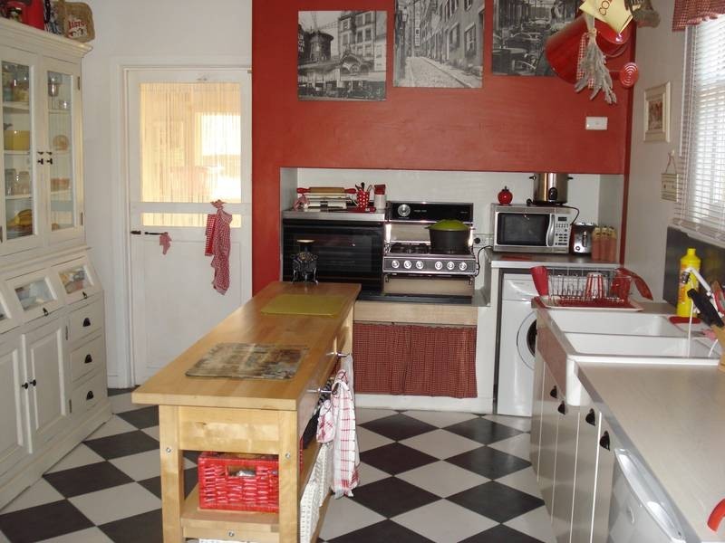 67 RAGLAN STREET, Maryborough VIC 3465