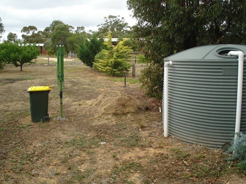 76 High Street, Avoca VIC 3467