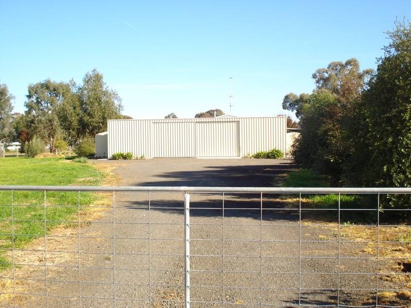 5 CHURCH STREET, Carisbrook VIC 3464