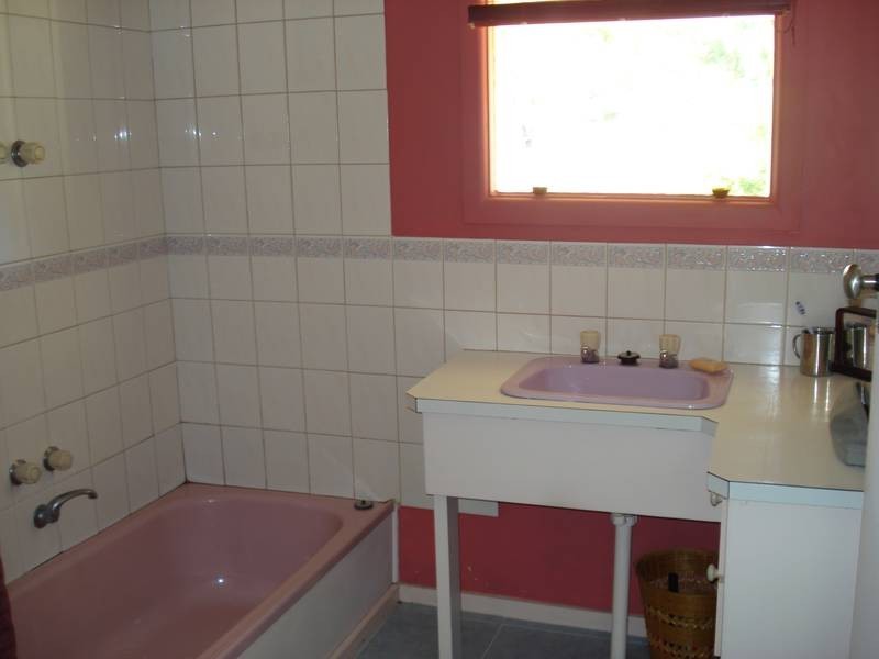 16 GUMTREE LANE, Avoca VIC 3467