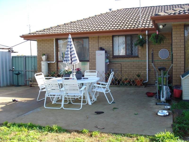 14 GRICE STREET, Carisbrook VIC 3464