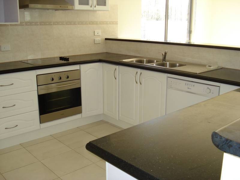 12 Albert Street, Carisbrook VIC 3464