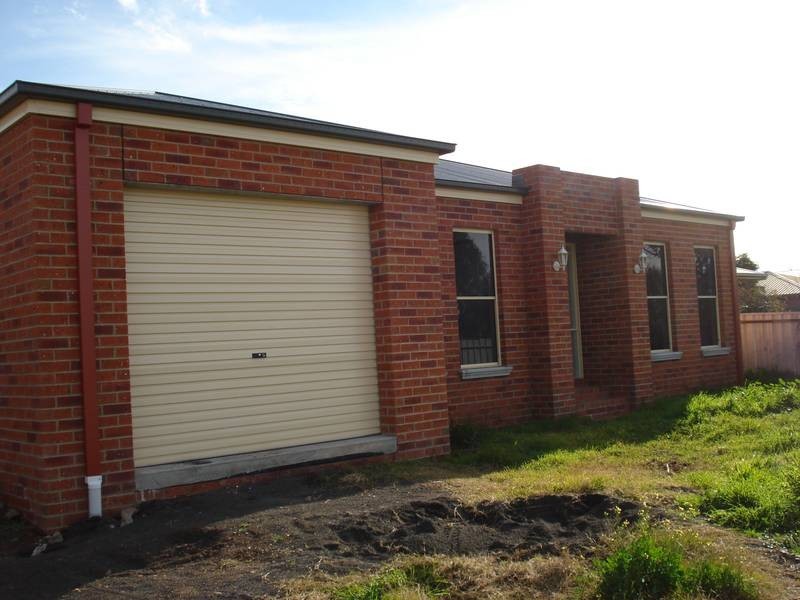 1/209A Gladstone Street, Maryborough VIC 3465