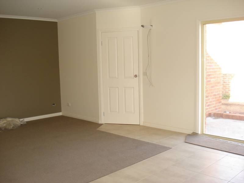 1/209A Gladstone Street, Maryborough VIC 3465