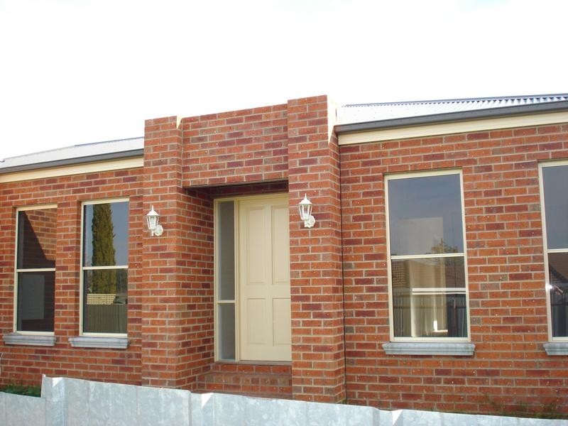 1/209A Gladstone Street, Maryborough VIC 3465