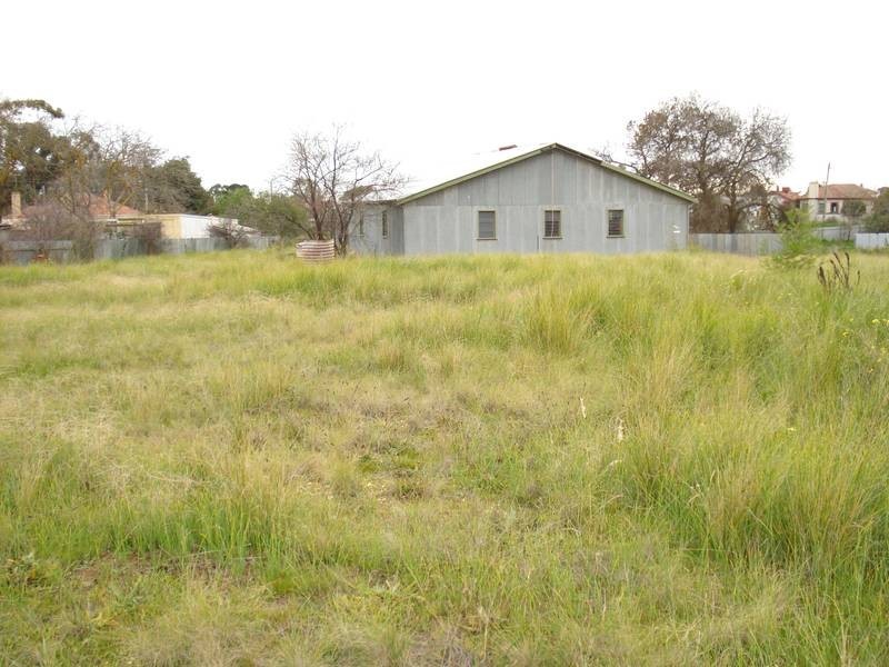 25 GILLIES STREET, Maryborough VIC 3465