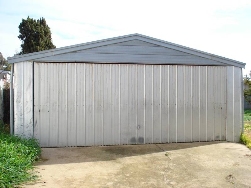 53 RAGLAN STREET, Maryborough VIC 3465