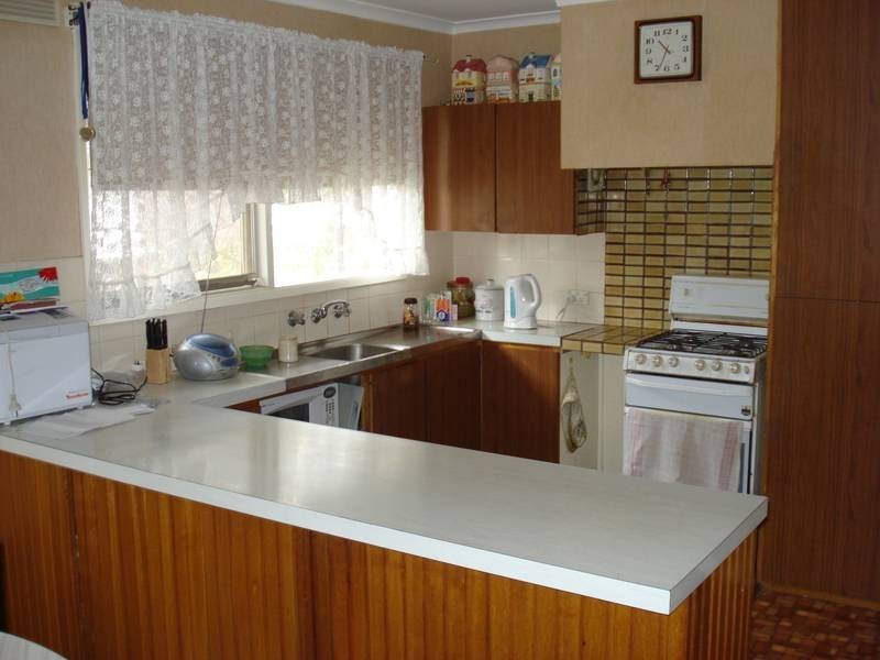 76 DERBY ROAD, Maryborough VIC 3465