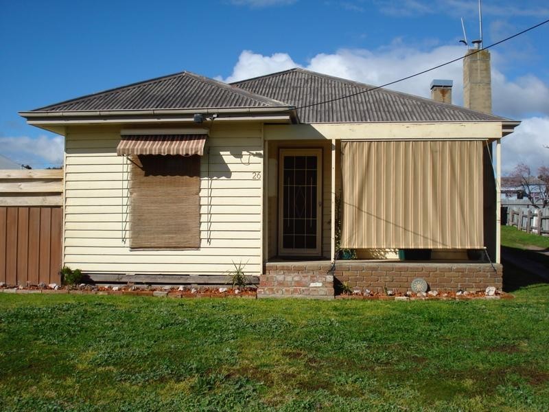 26 GOLDEN WATTLE DRIVE, Maryborough VIC 3465