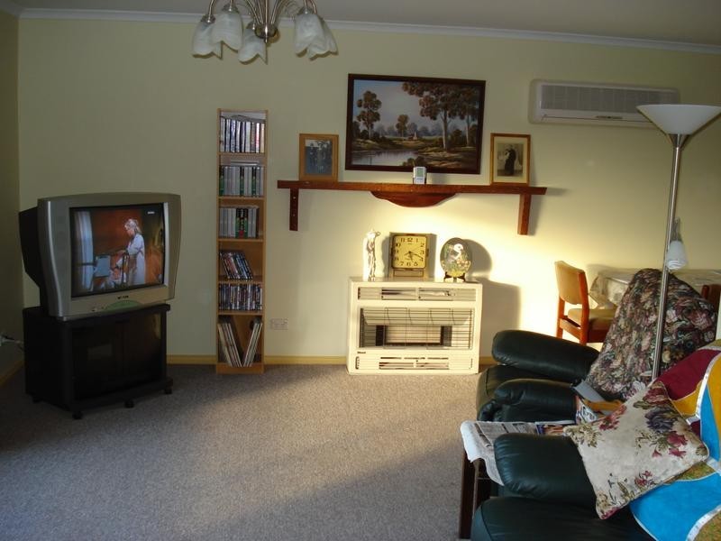 22 HALLS STREET, Carisbrook VIC 3464