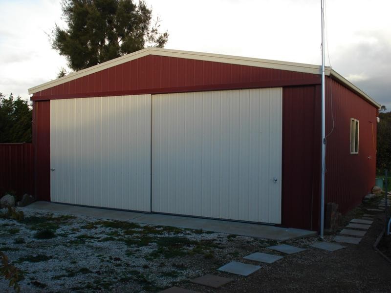 22 HALLS STREET, Carisbrook VIC 3464