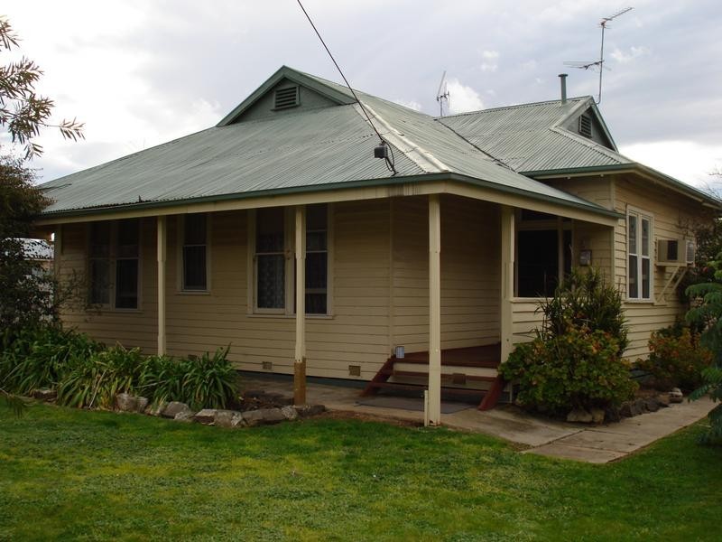 53 NAPIER STREET, Maryborough VIC 3465