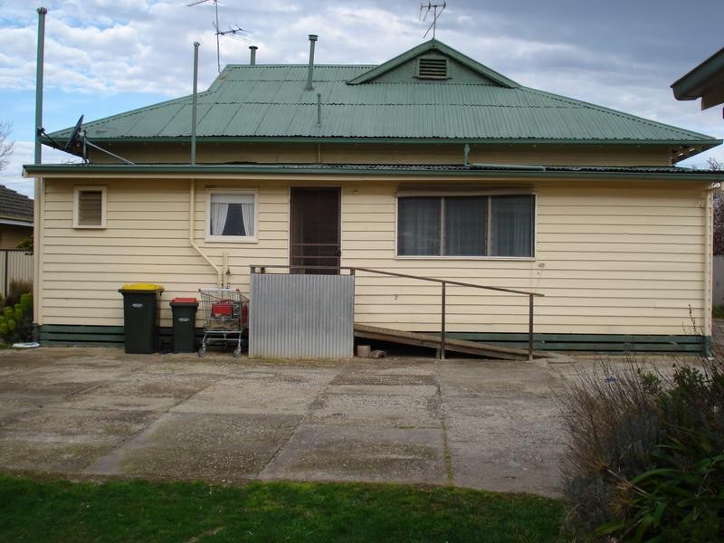 53 NAPIER STREET, Maryborough VIC 3465