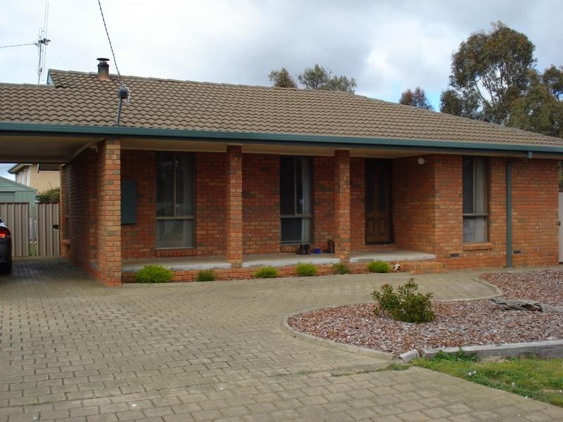 112 BRASSEY STREET, Maryborough VIC 3465