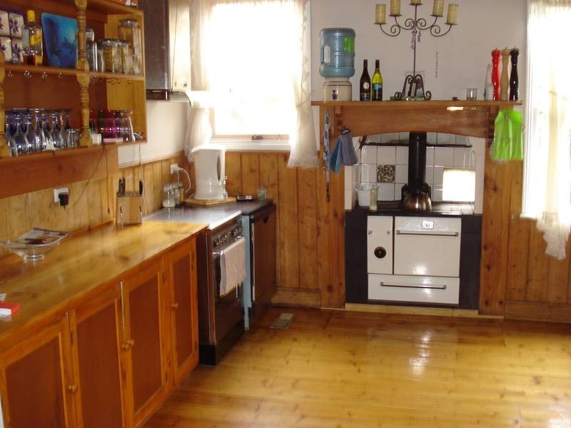 7 CLARENDON STREET, Maryborough VIC 3465