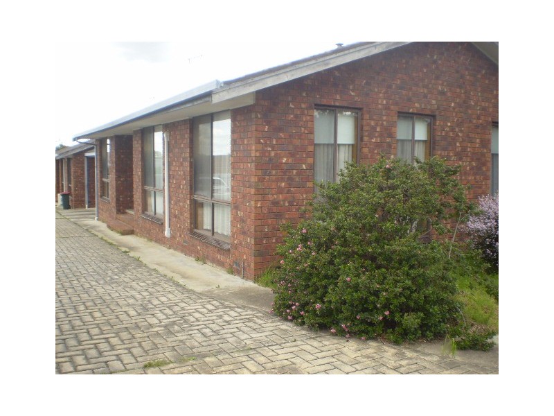 1/9 Ironbark Drive, Maryborough VIC 3465