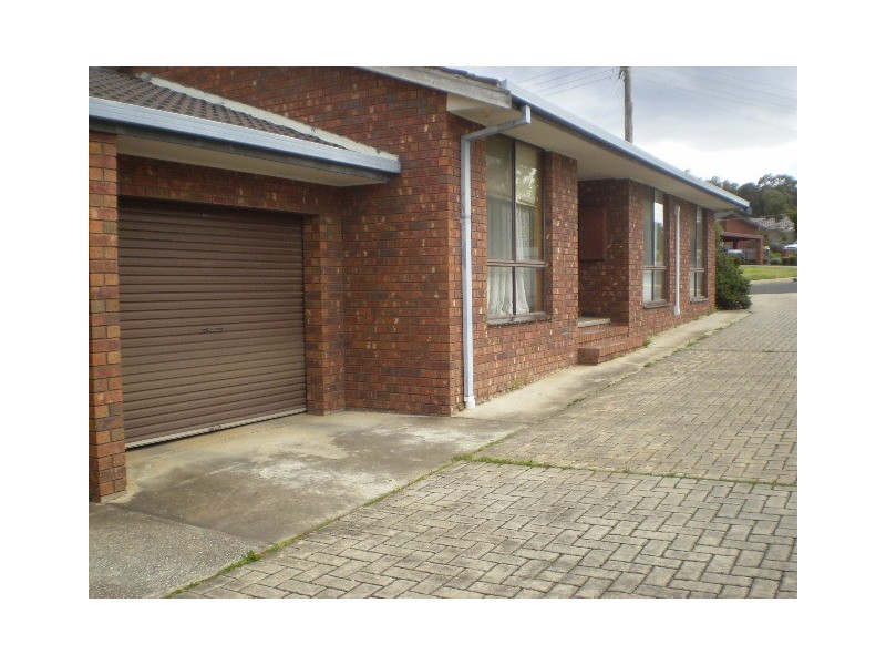 1/9 Ironbark Drive, Maryborough VIC 3465