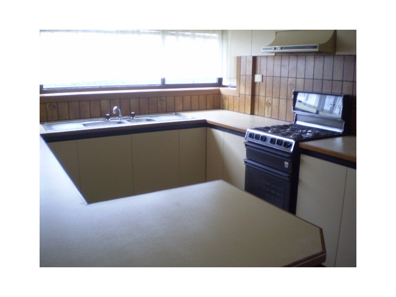 1/9 Ironbark Drive, Maryborough VIC 3465