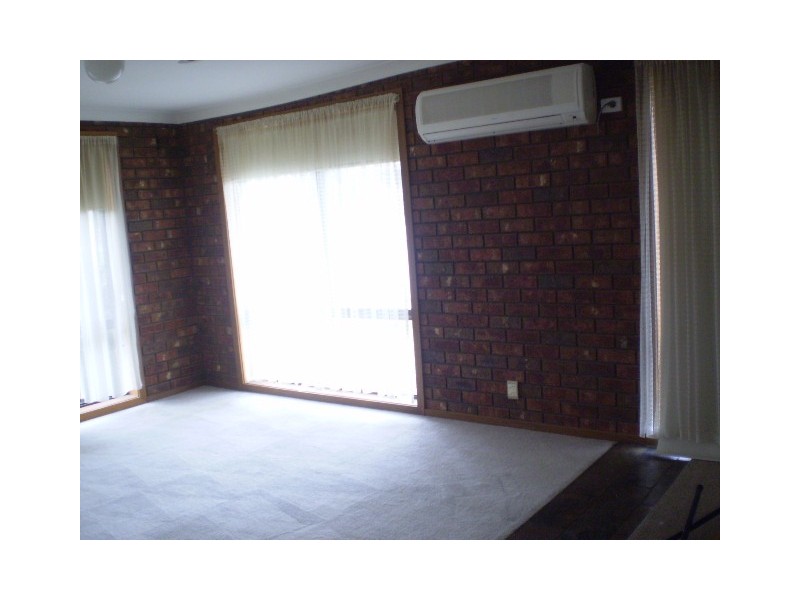 1/9 Ironbark Drive, Maryborough VIC 3465