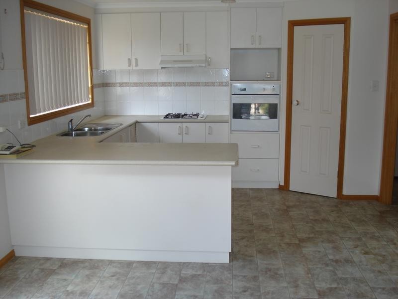 1/62 BARKLY STREET, Maryborough VIC 3465