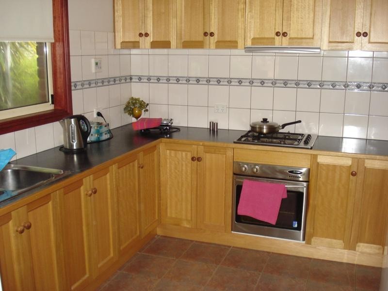 2/1 CROSS STREET, Maryborough VIC 3465