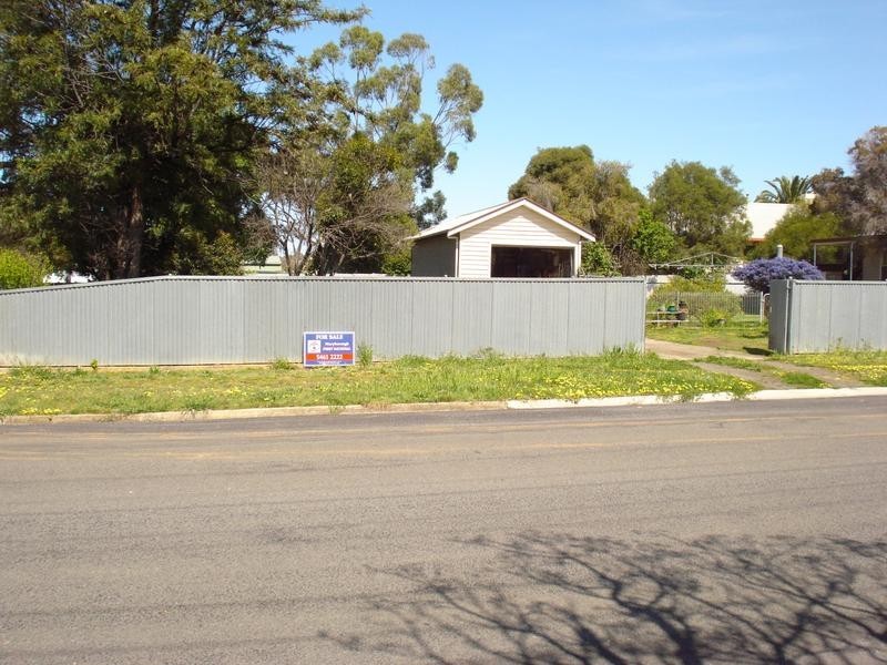 258 GLADSTONE STREET, Maryborough VIC 3465