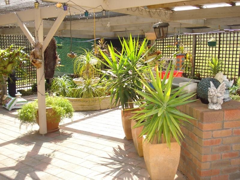 25 ROWLES DRIVE, Maryborough VIC 3465