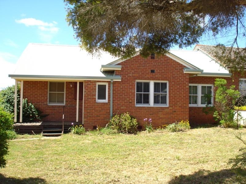 12 DODDS STREET, Maryborough VIC 3465