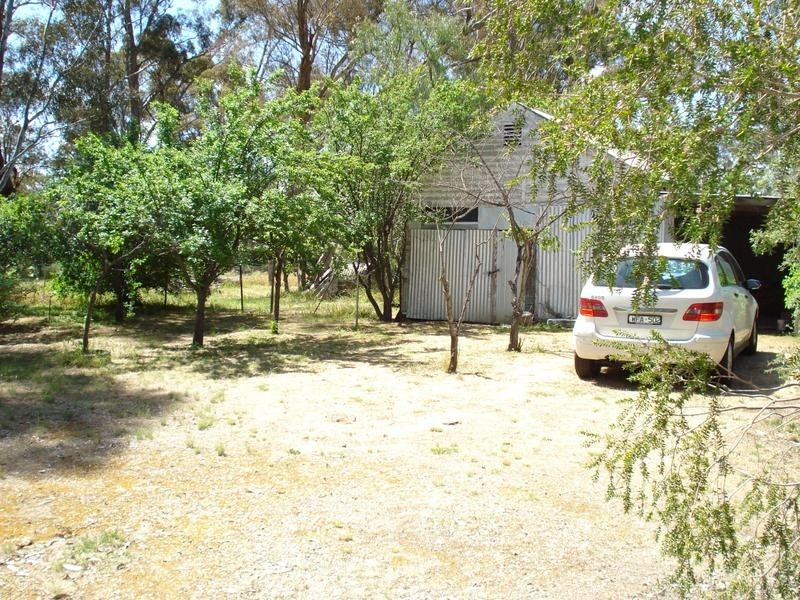 61 MAIN ROAD, Bealiba VIC 3475